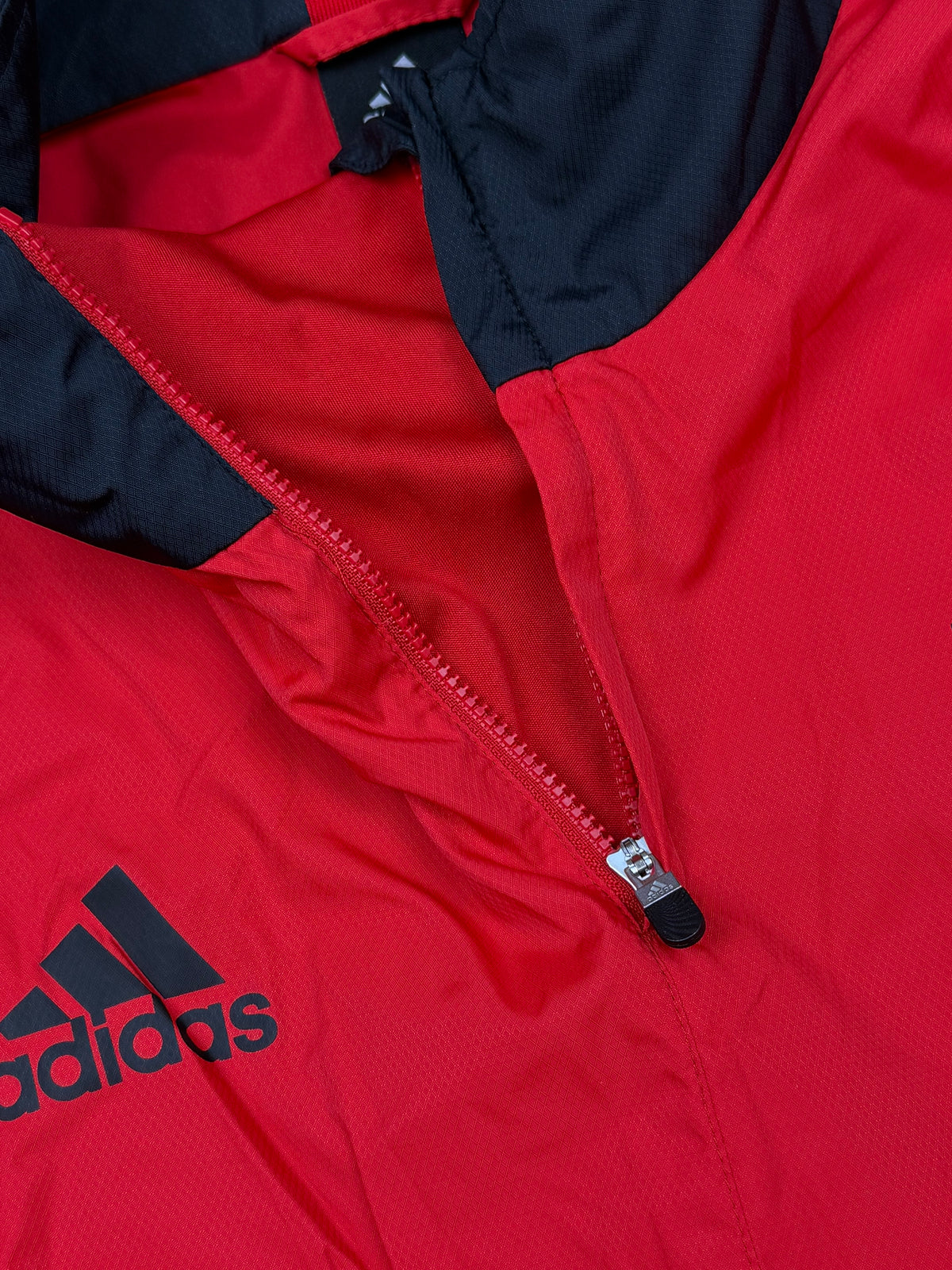 vintage Adidas Fc Liverpool windbreaker {L}