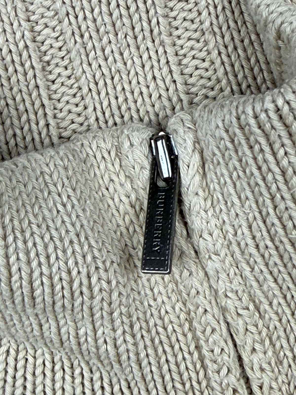 vintage Burberry quarterzip {XL}