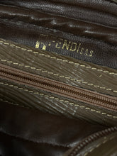 Lade das Bild in den Galerie-Viewer, vintage Fendi slingbag
