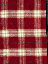 Charger l&#39;image dans la galerie, vintage Burberry scarf
