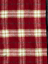 Carregar imagem no visualizador da galeria, vintage Burberry scarf
