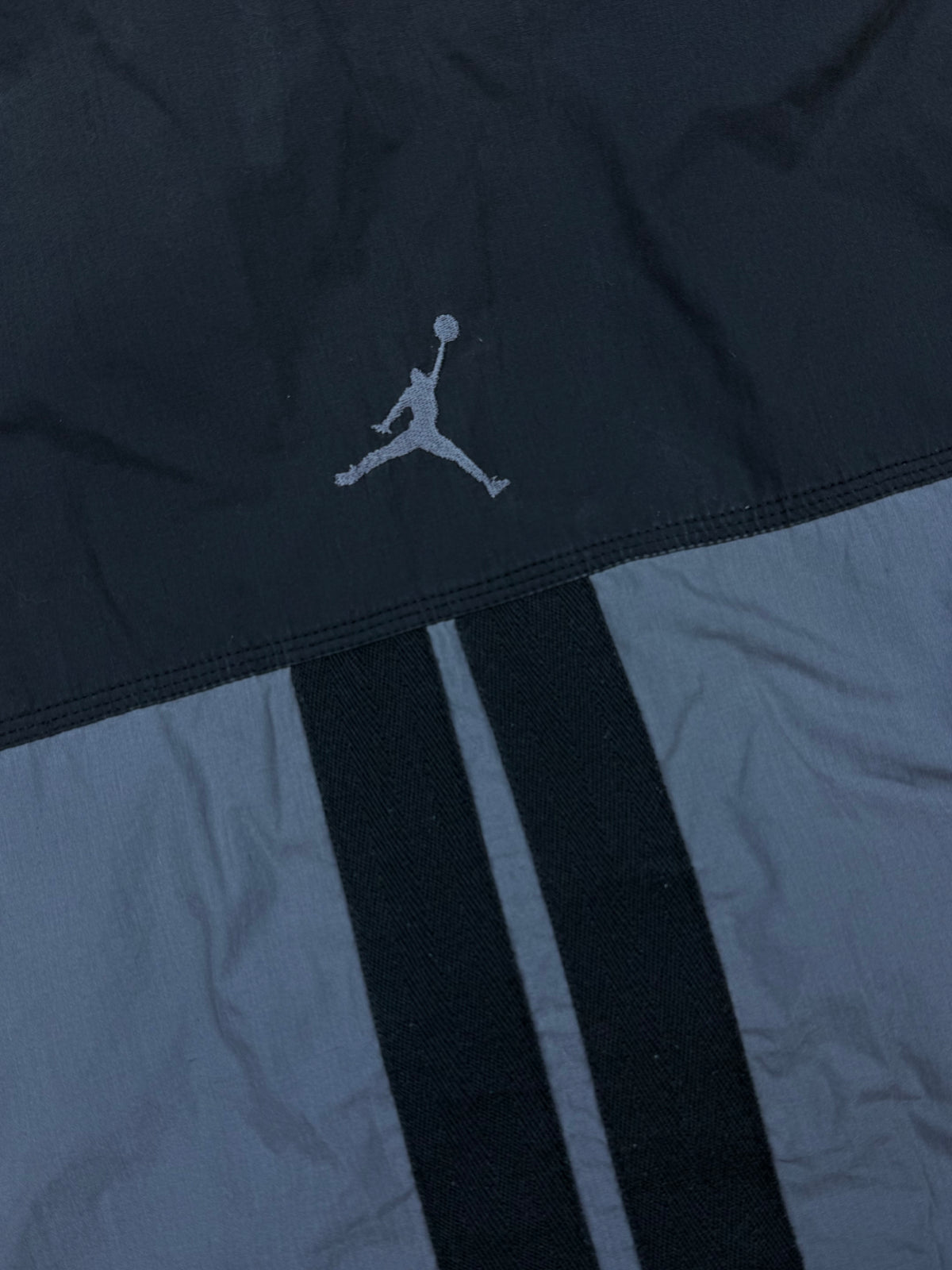 vintage Nike windbreaker {M}