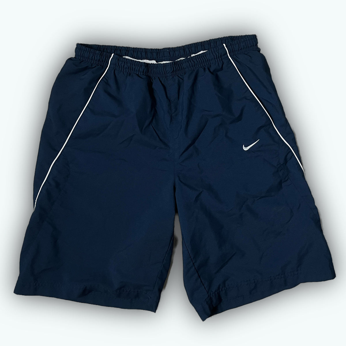 vintage Nike shorts {M-L}