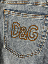 Cargar imagen en el visor de la galería, vintage Dolce &amp; Gabbana jeans {M}
