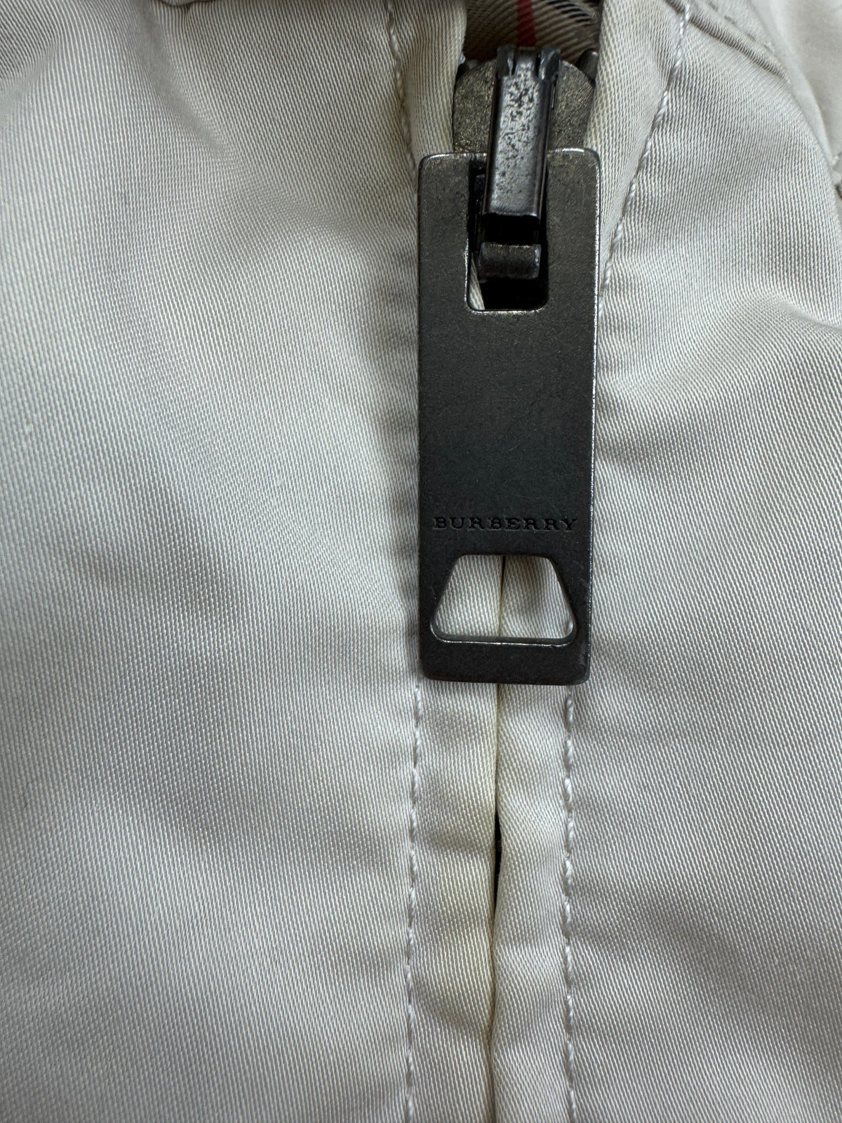 vintage Burberry jacket {M}
