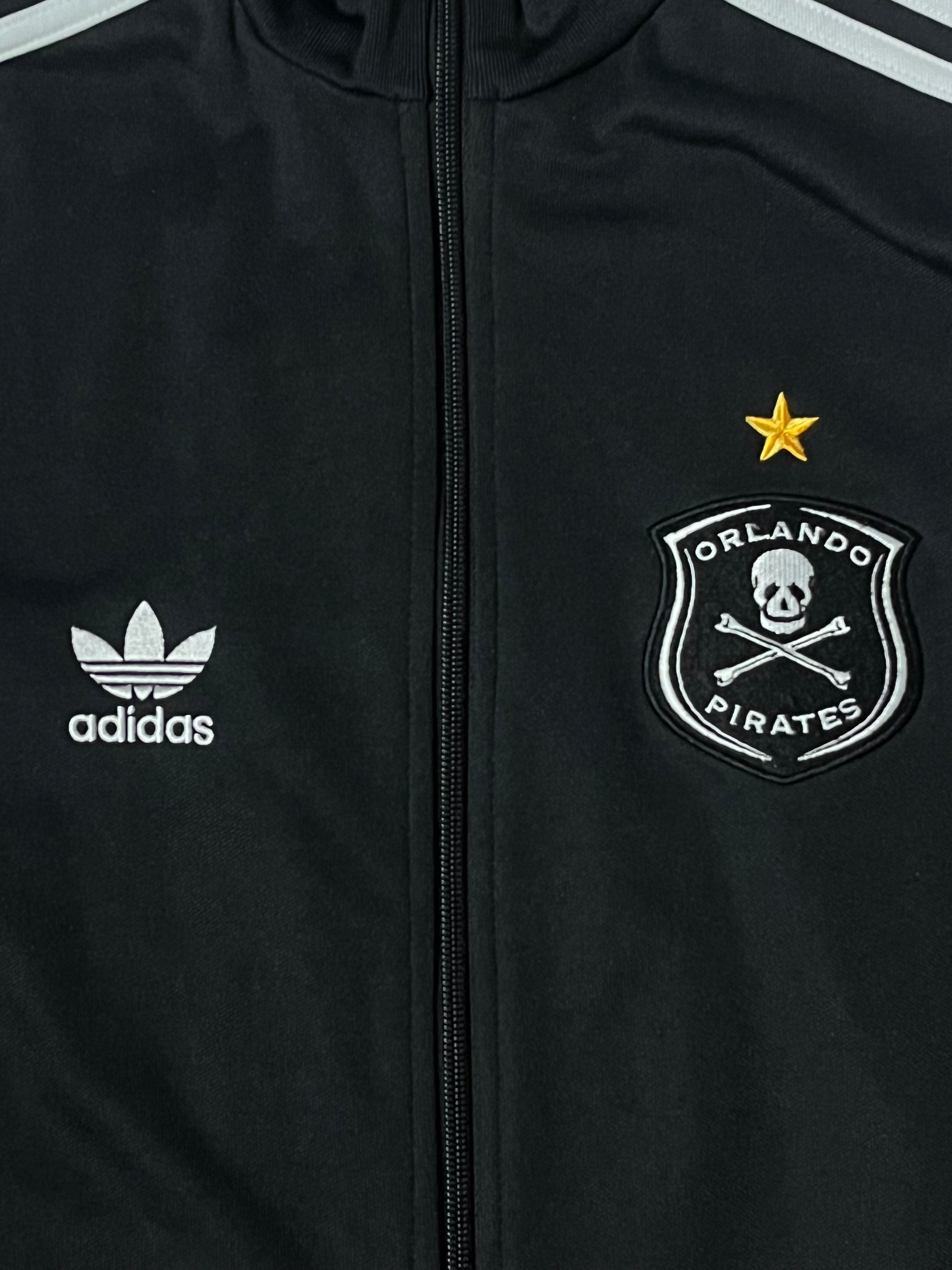 vintage Adidas Orlando Pirates trackjacket {S}