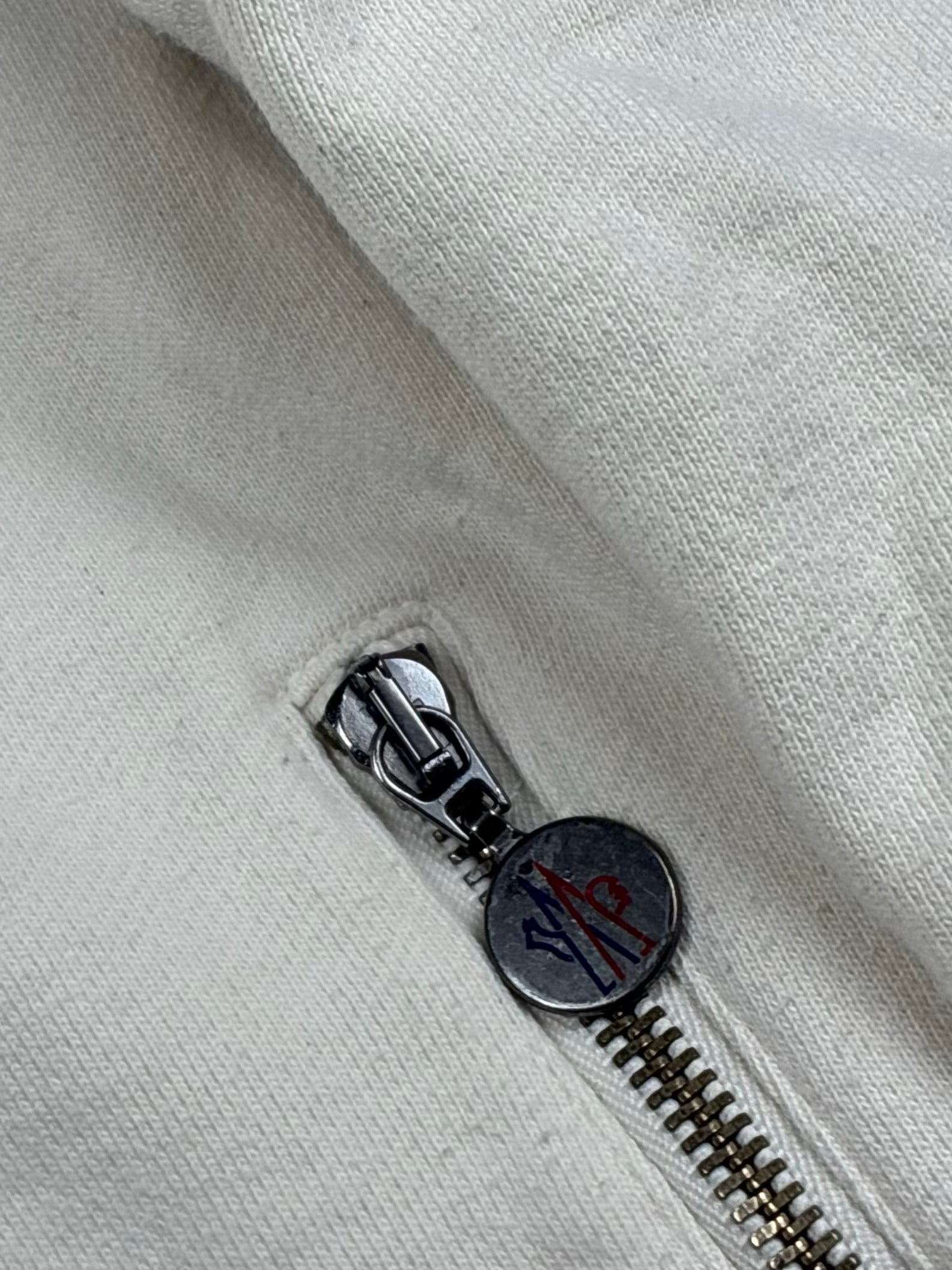 vintage Moncler sweatjacket {L}