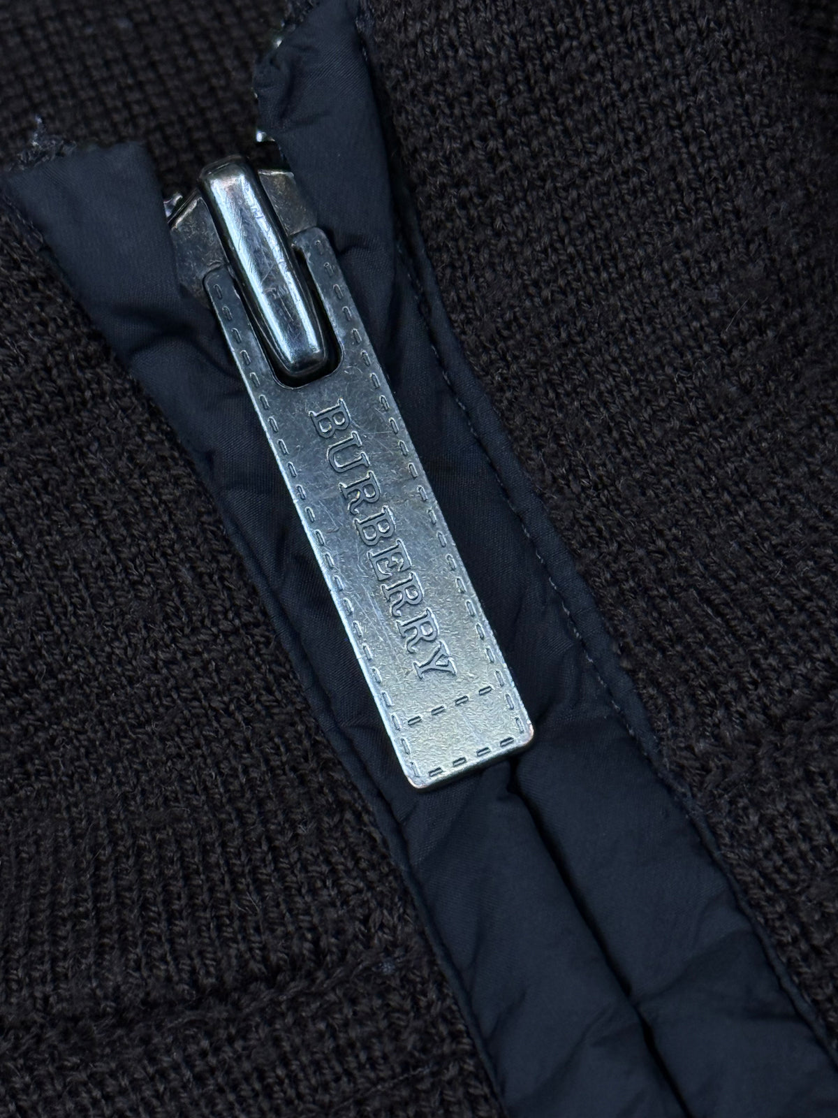 vintage Burberry sweatjacket {XL}
