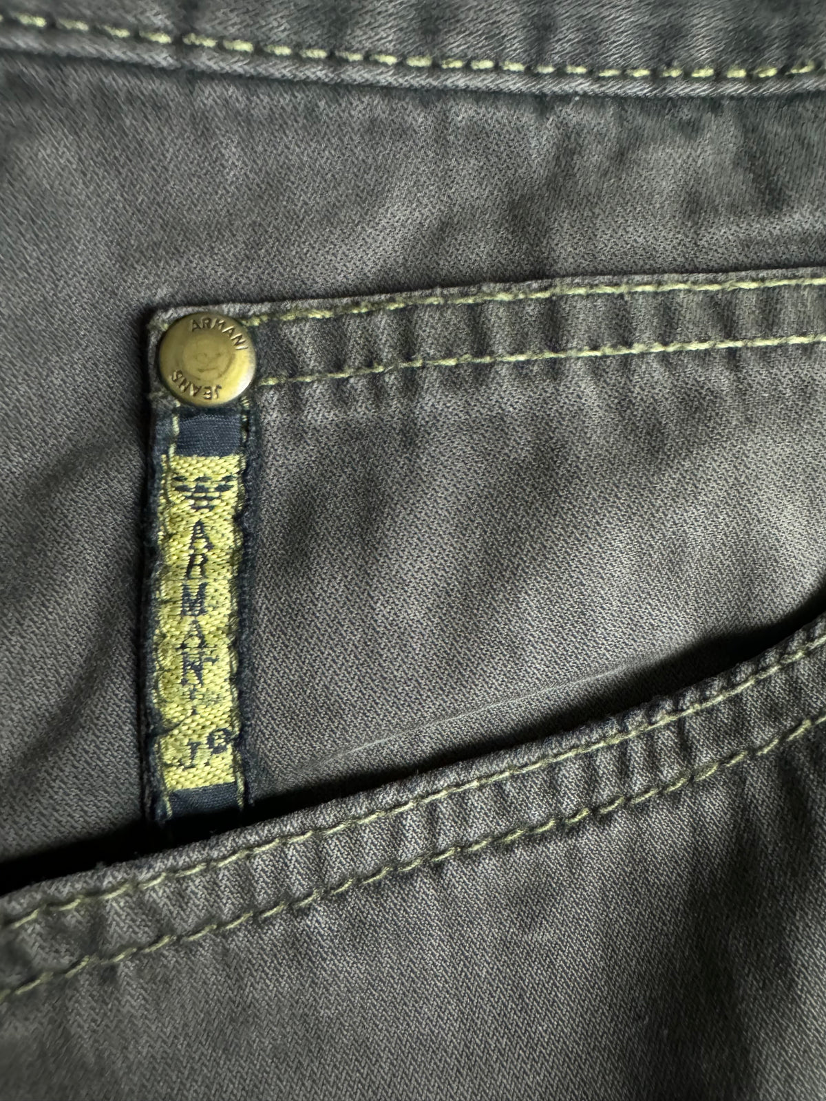 vintage Armani jeans {M}