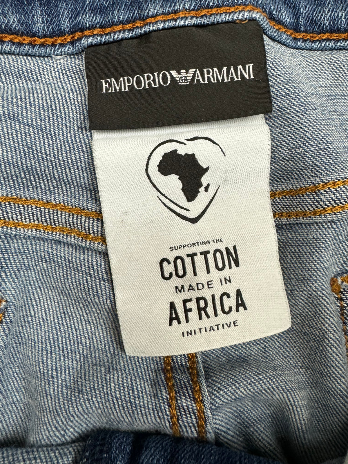 vintage Armani jeans {M}