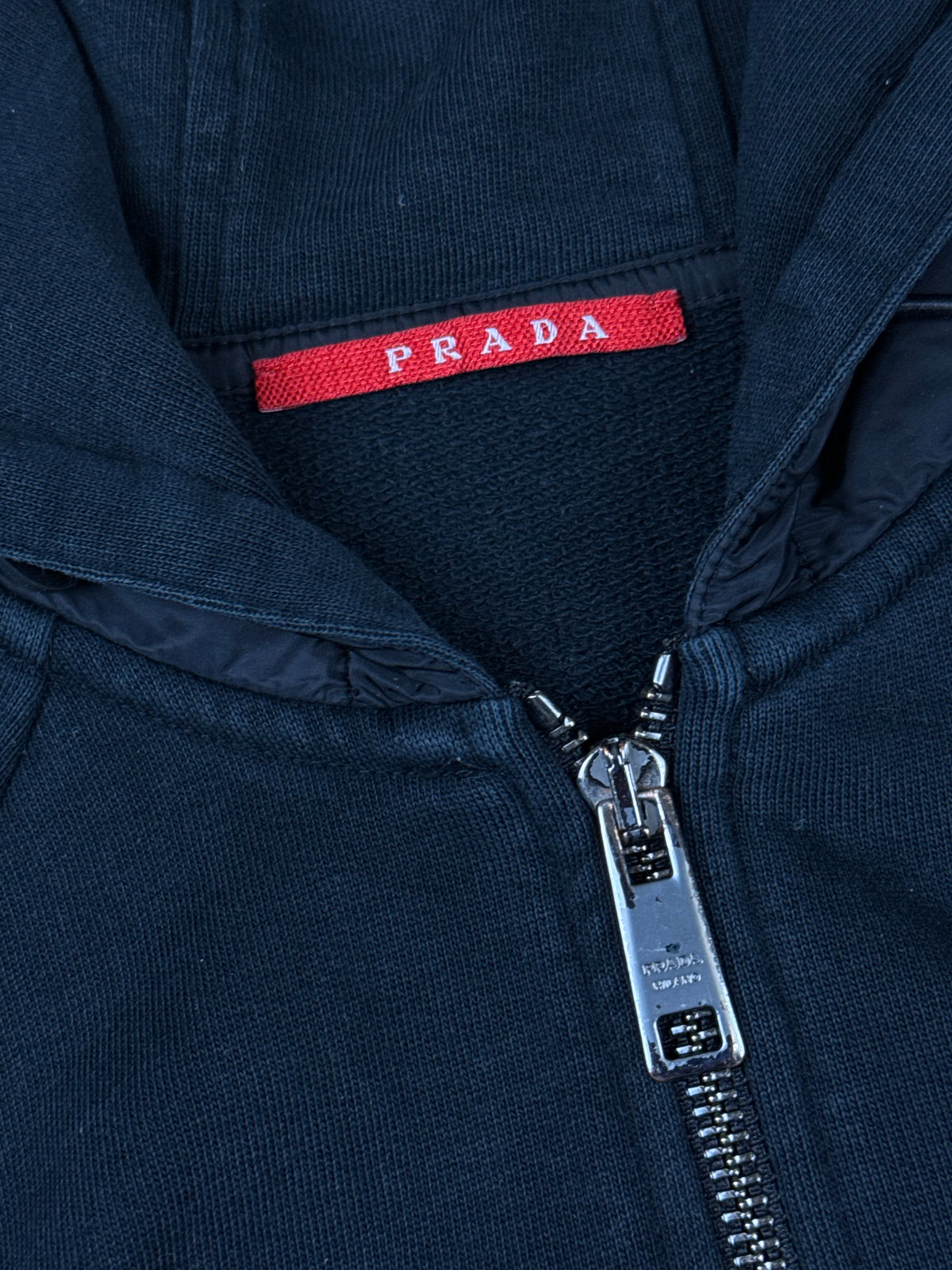 vintage navyblue Prada sweatjacket {S}