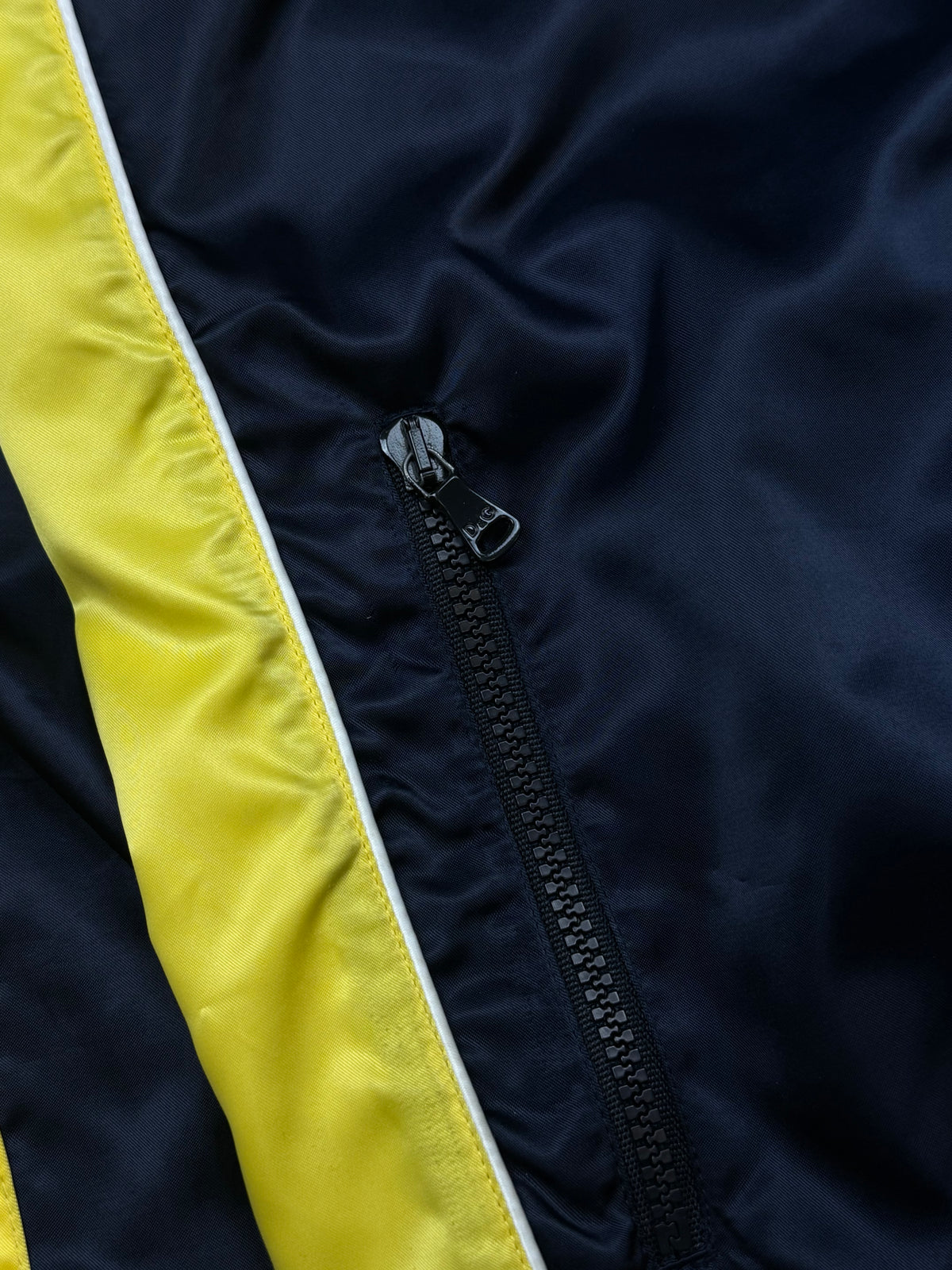 vintage Dolce & Gabbana windbreaker {S}