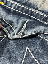 Load image into Gallery viewer, vintage True Religion jeans {L}
