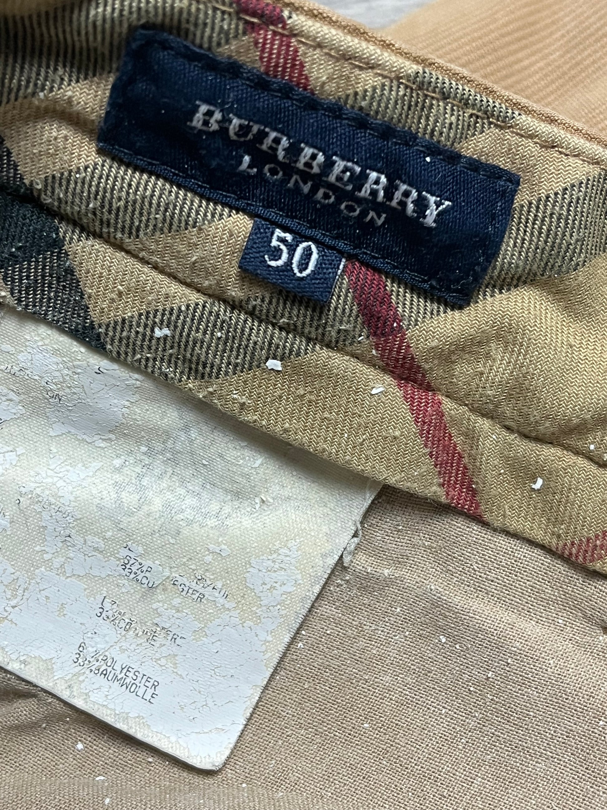 vintage Burberry cordpants {XL}