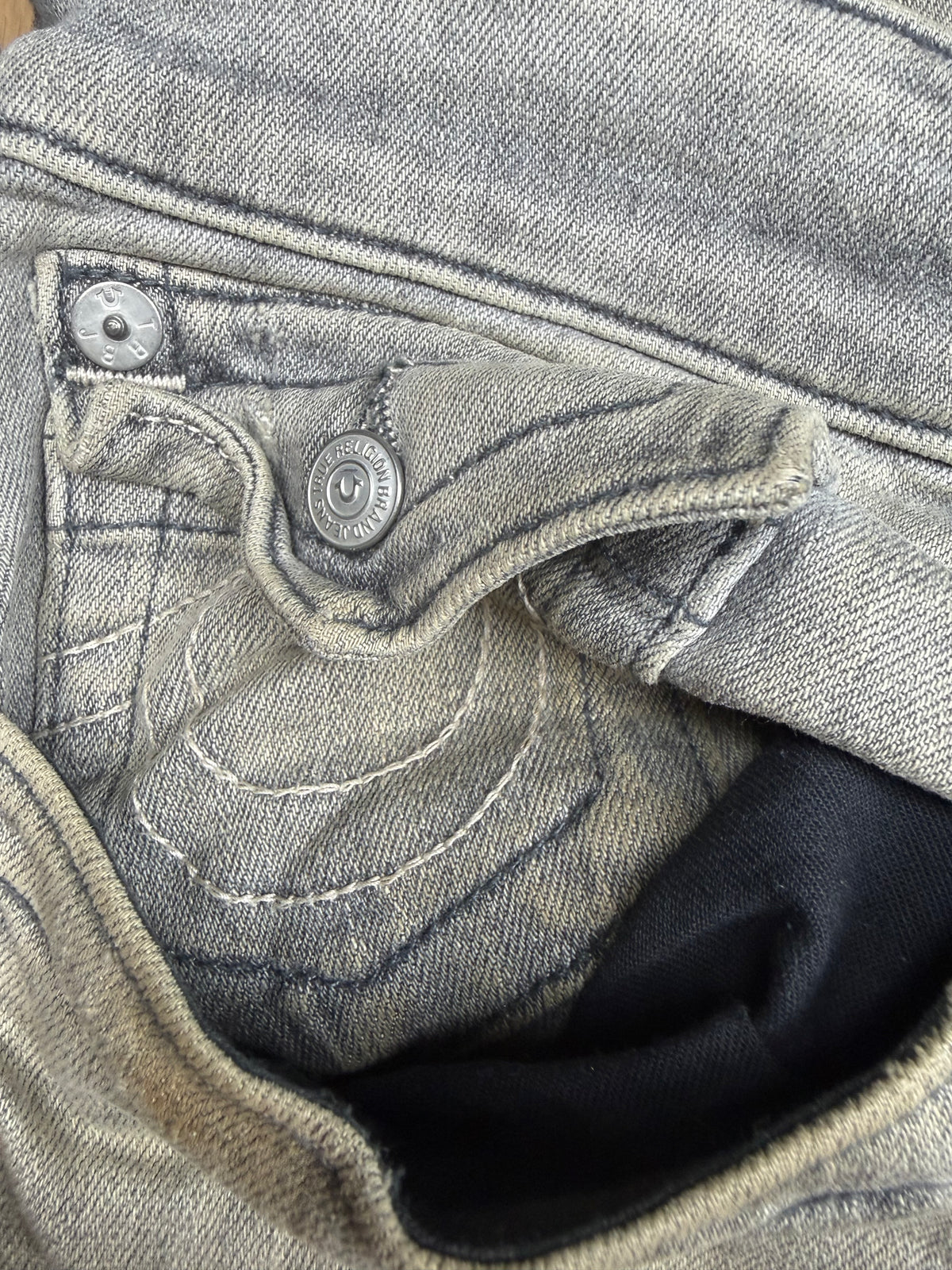 vintage True Religion jeans {XL}