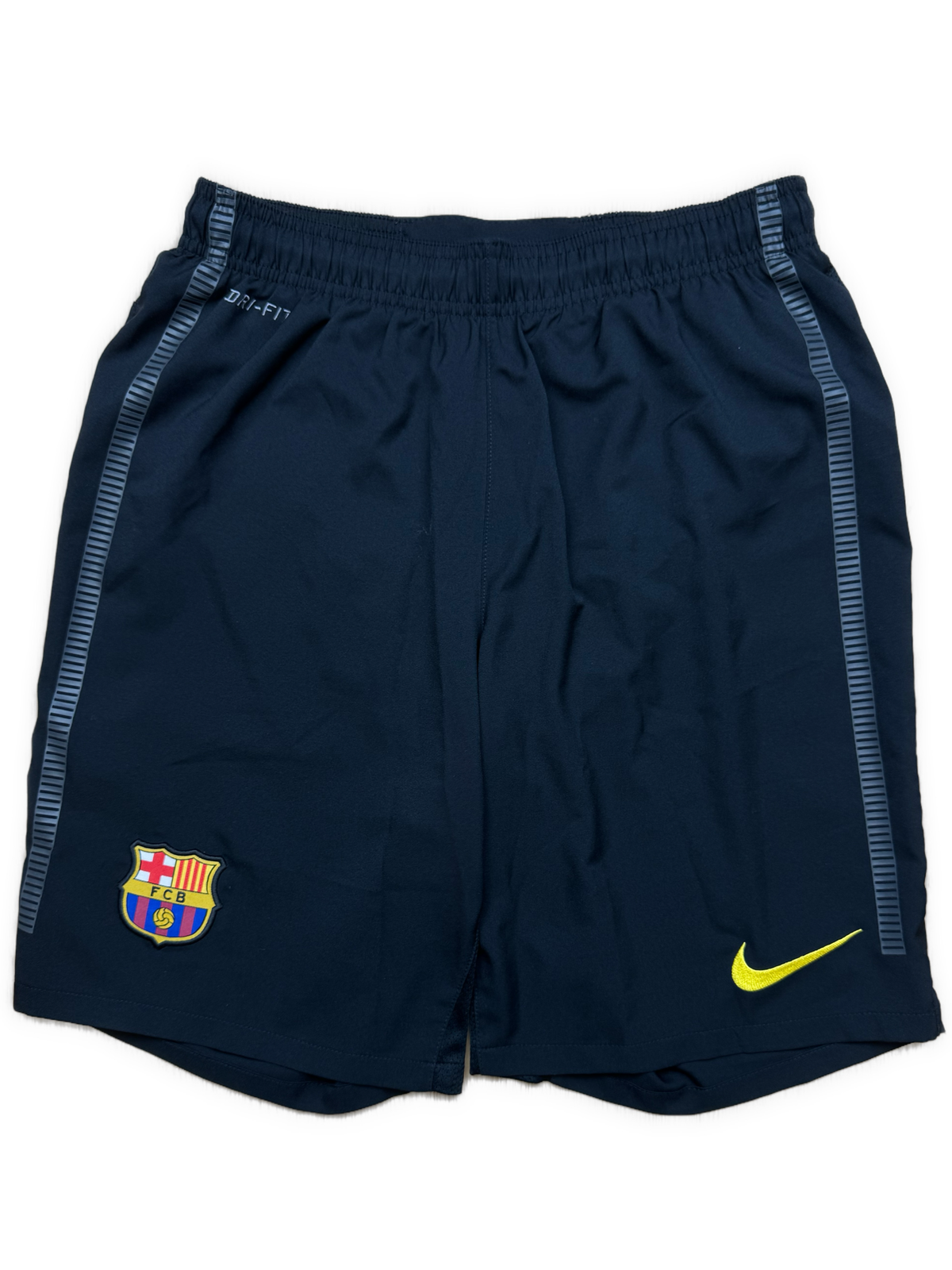 vintage Nike Fc Barcelona shorts {S}
