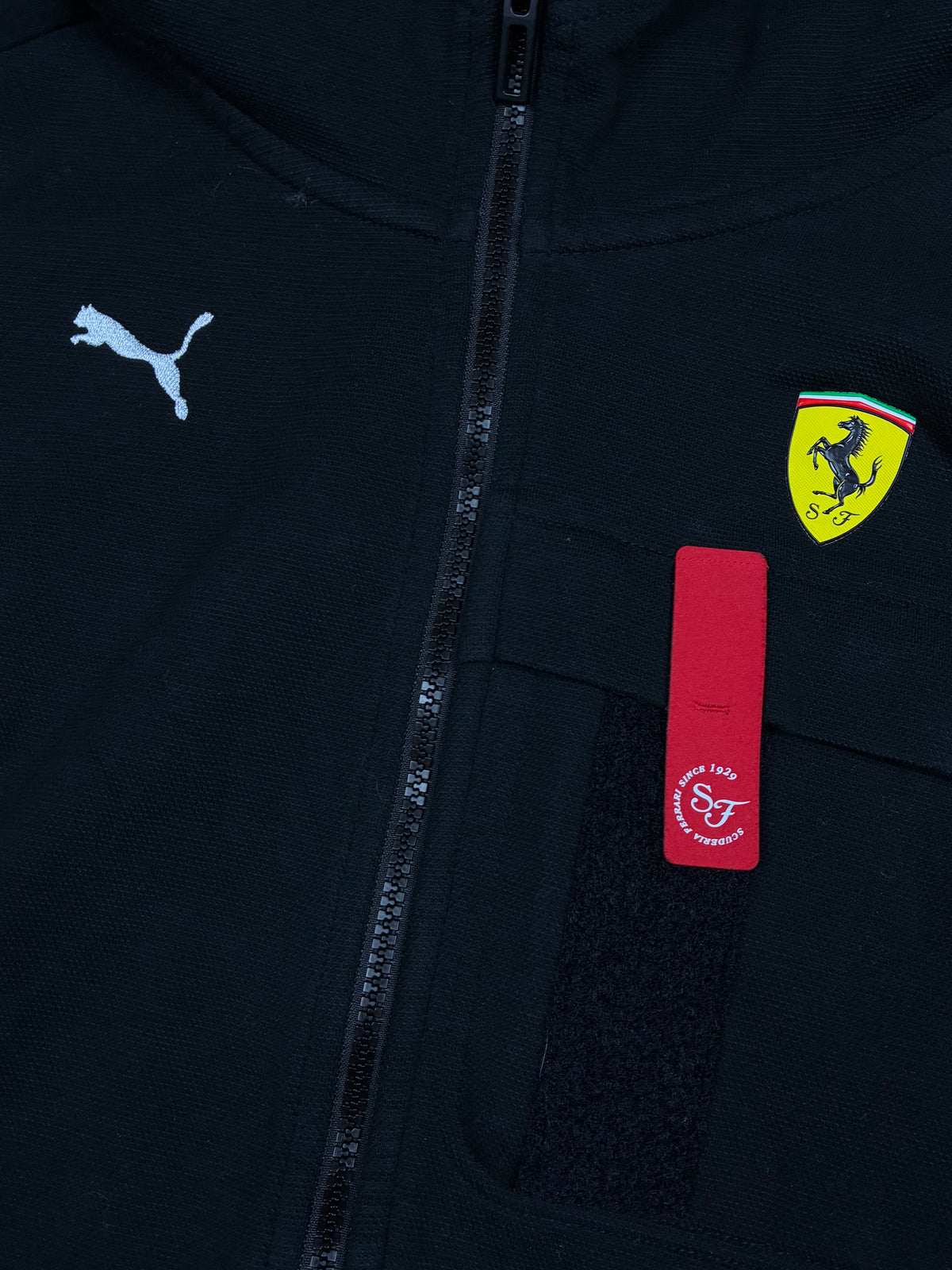 vintage Puma Ferrari sweatjacket {M}