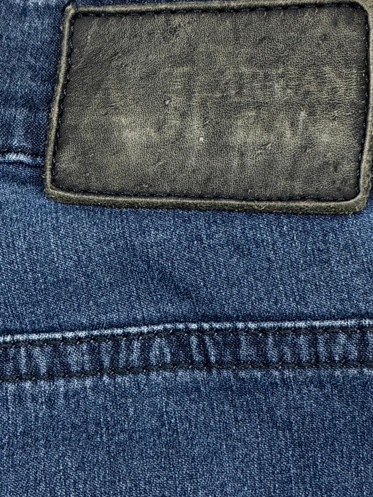 vintage Armani jeans {L}