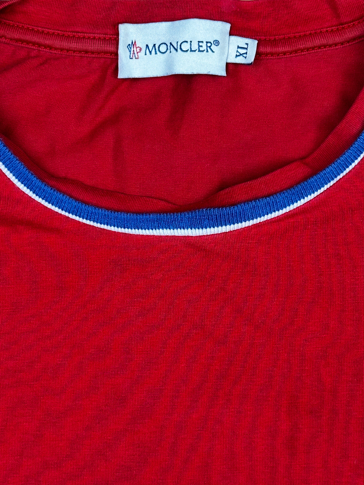 vintage Moncler t-shirt {M}
