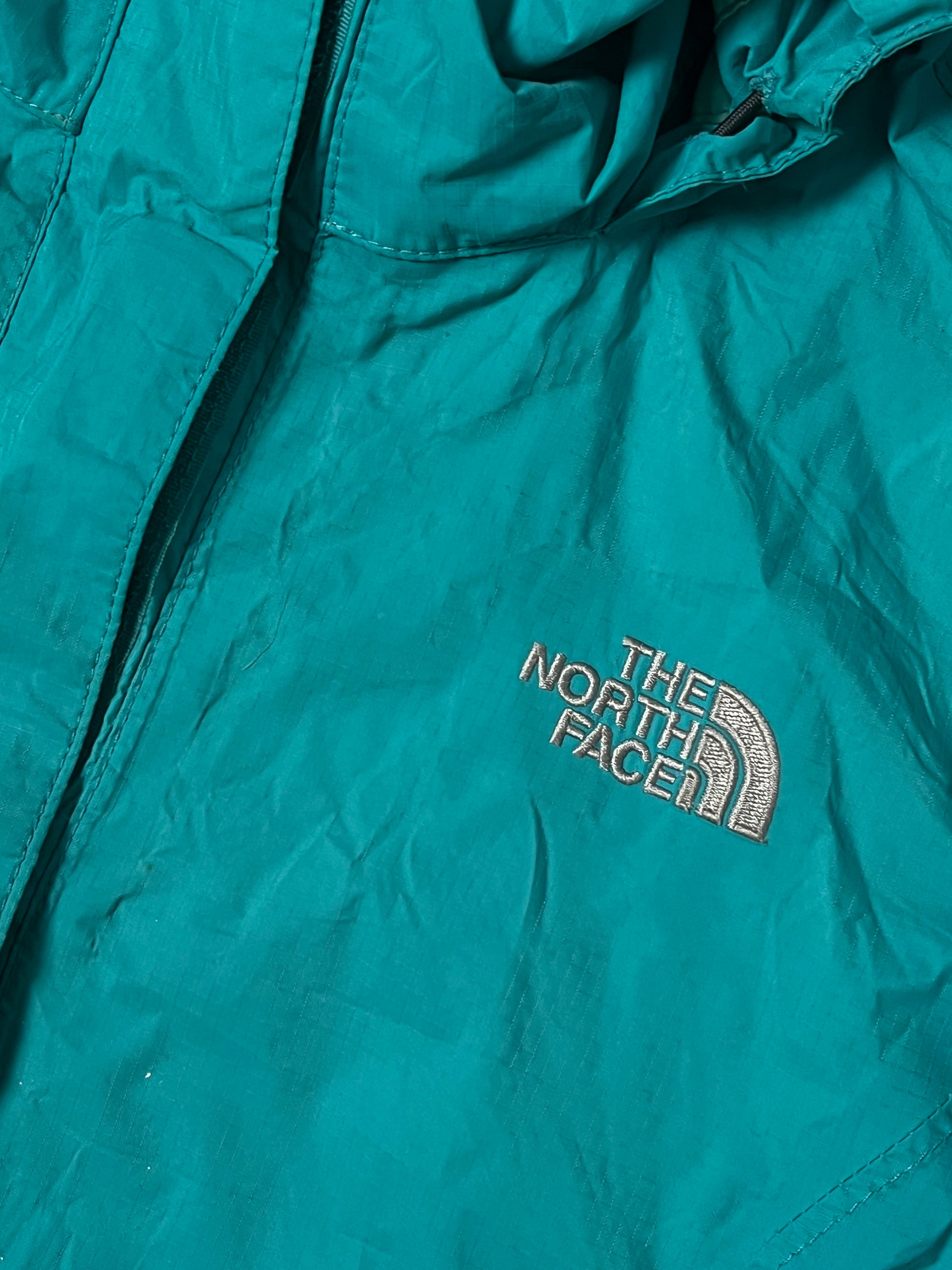 vintage North Face windbreaker {XS}