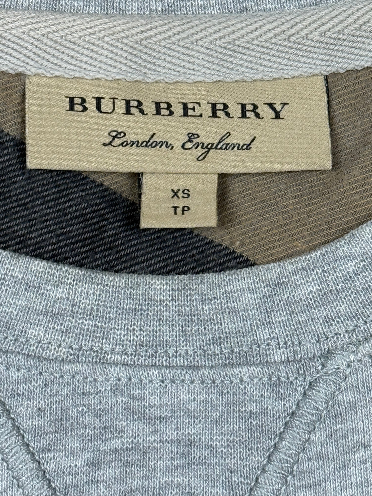 vintage Burberry sweater {XS}