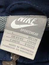 Cargar imagen en el visor de la galería, vintage Nike TN TUNED windbreaker {L}
