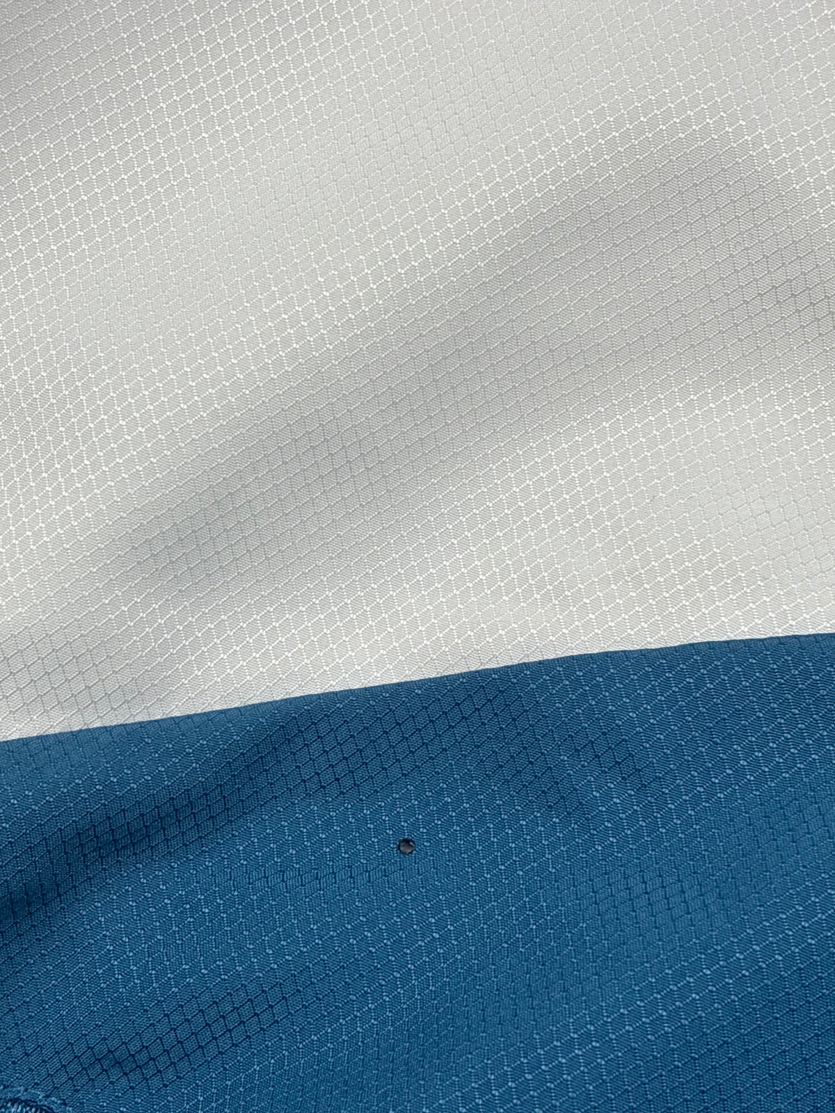 white Lacoste windbreaker {S}