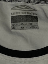 Carregar imagem no visualizador da galeria, vintage Umbro Vasco da Gana 2002-2003 away jersey {L-XL}
