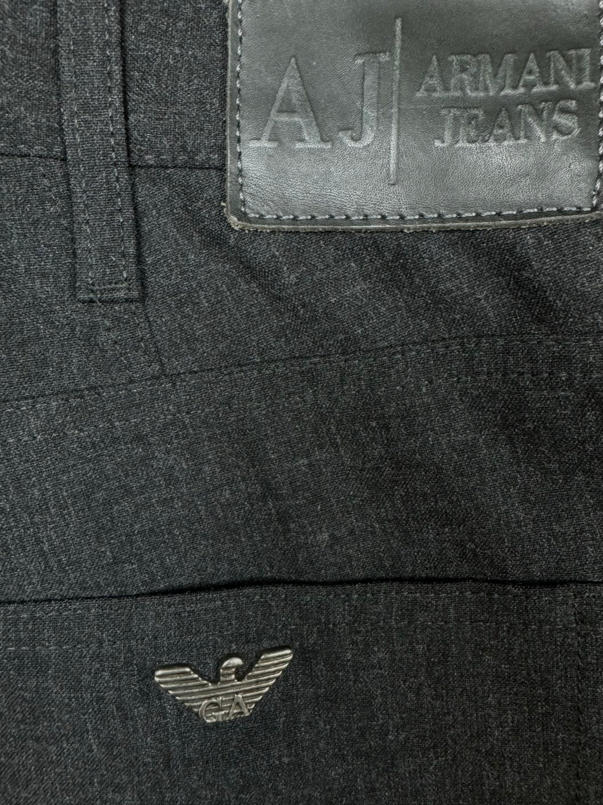 vintage Armani jeans {M}