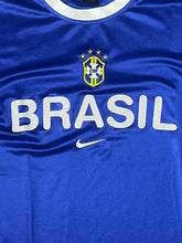 Carica l&#39;immagine nel visualizzatore di Gallery, vintage Nike BRASIL jersey {XL}
