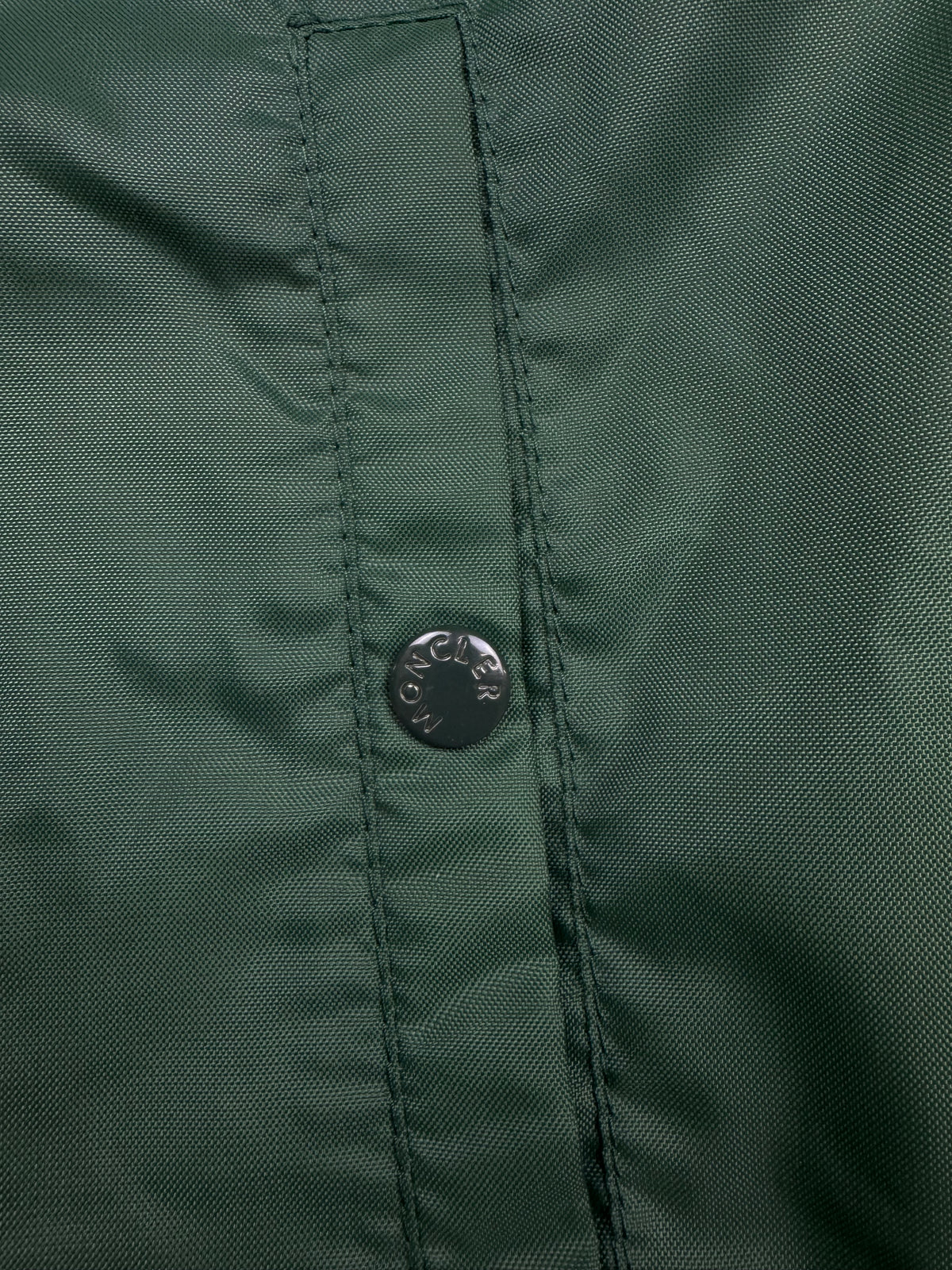 vintage Moncler windbreaker {XL}