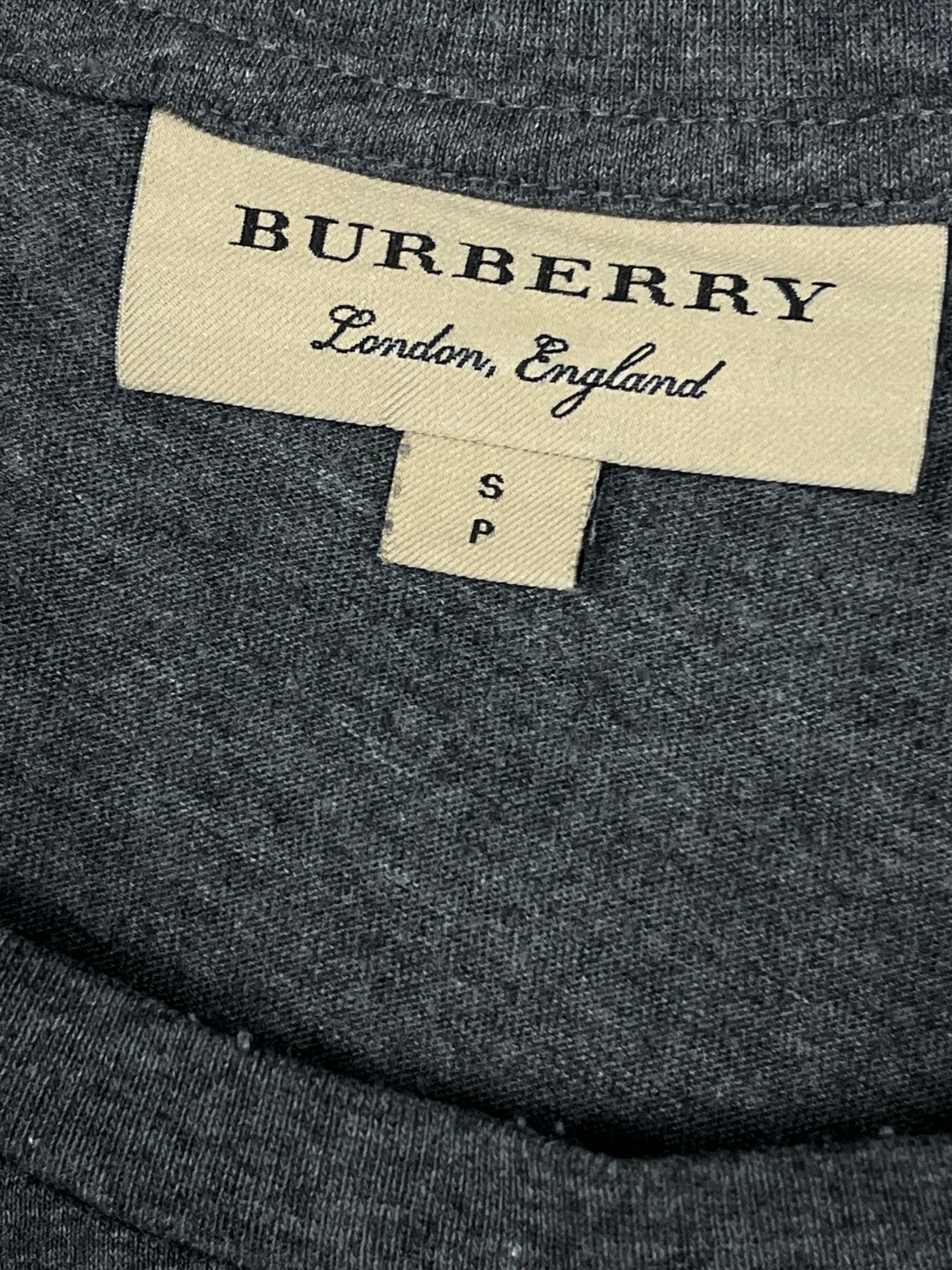 vintage Burberry t-shirt {S}