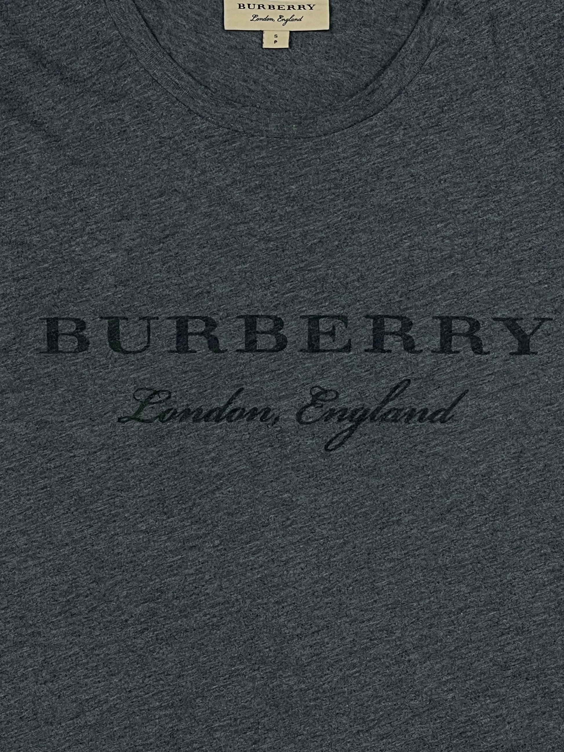 vintage Burberry t-shirt {S}