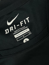 Cargar imagen en el visor de la galería, vintage Nike Portugal trainingsjersey {S-M}
