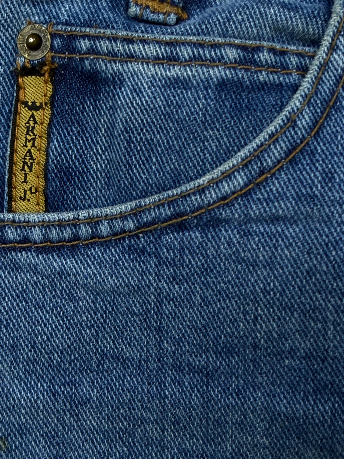 vintage Armani jeans {S}