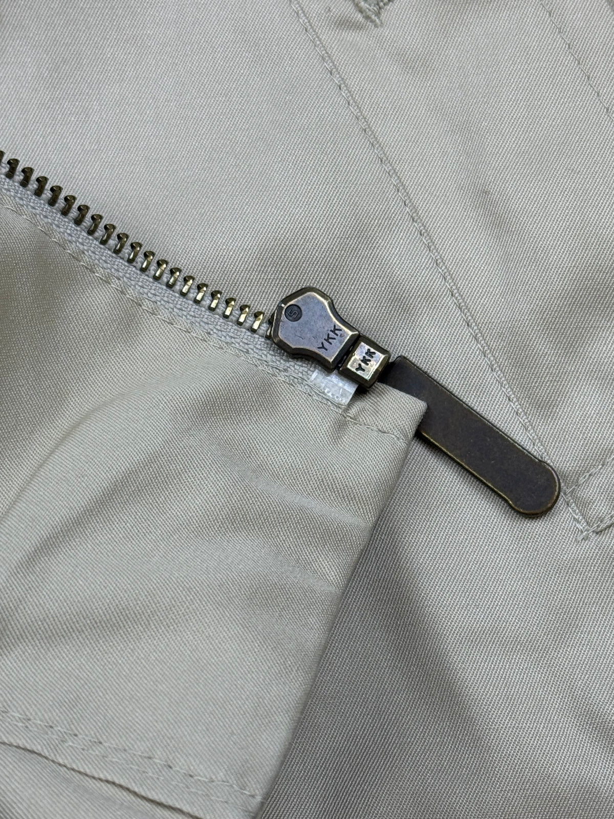 vintage Burberry harringtonjacket {XL}
