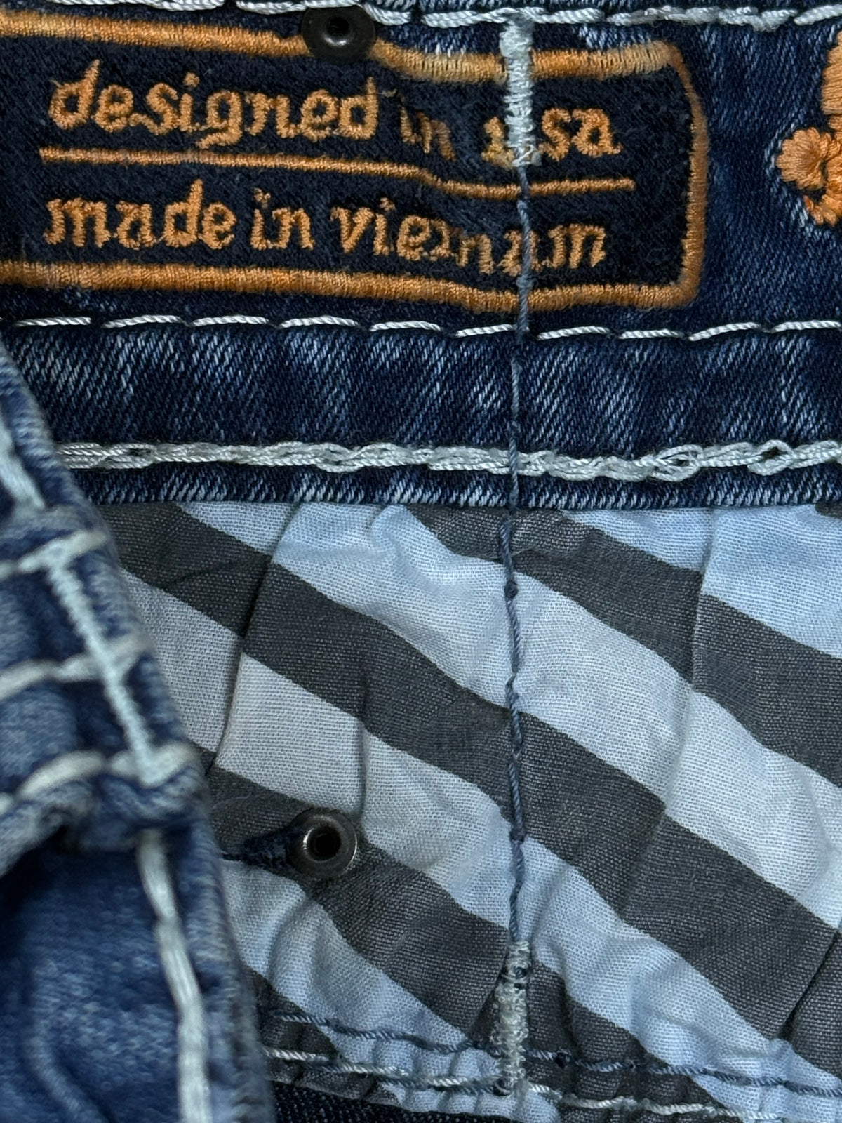 vintage Rock Revival jeans {XL}
