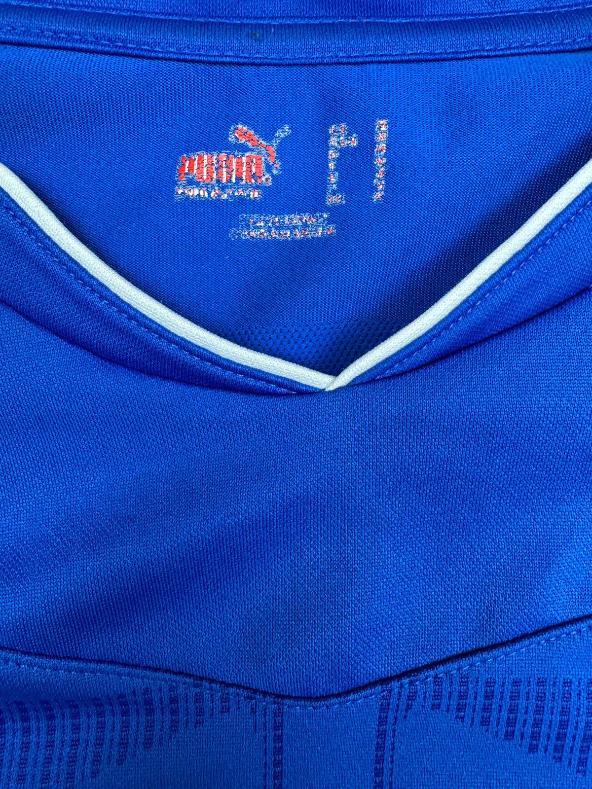 vintage Puma Italia home jersey {M}