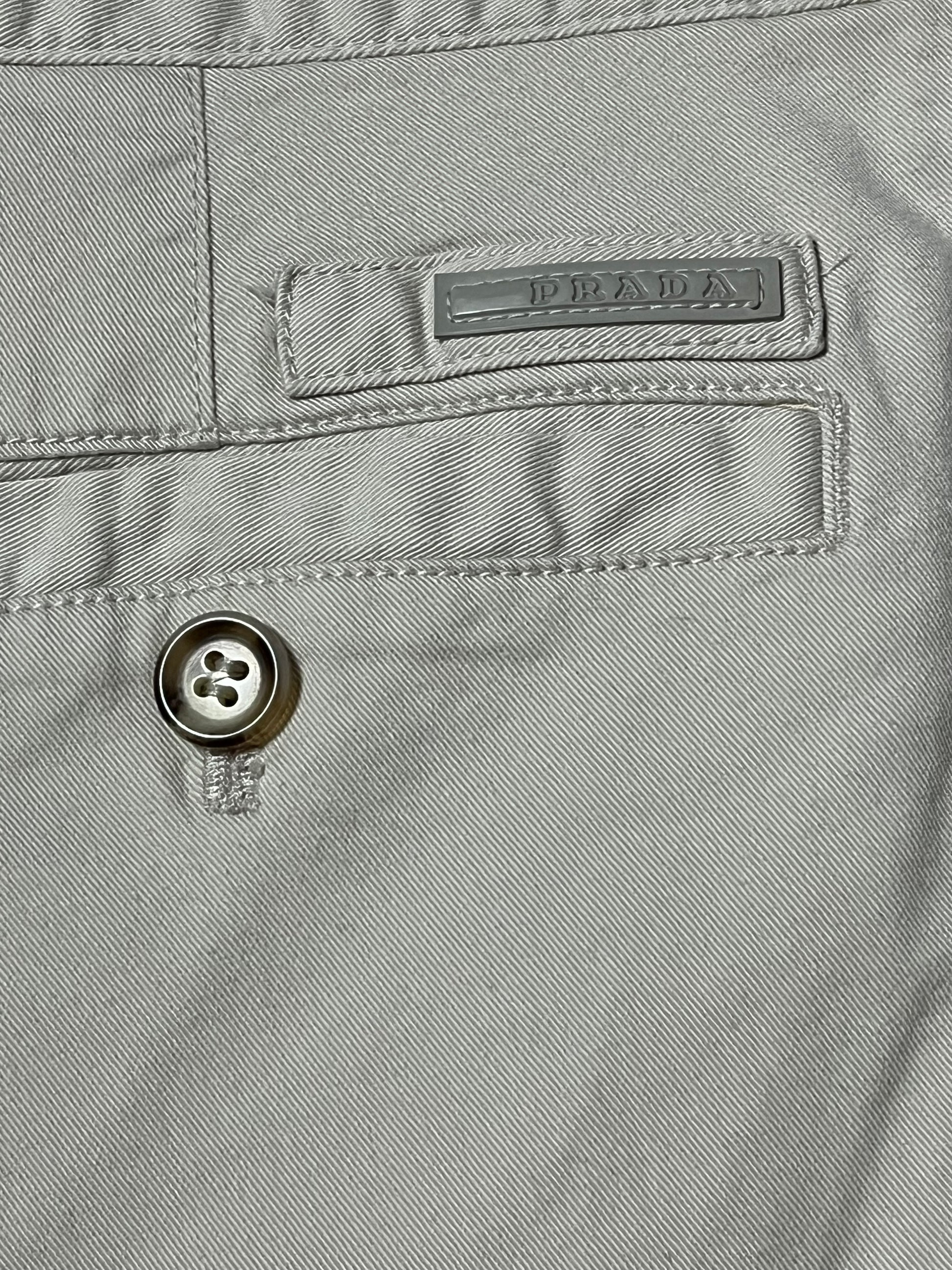 vintage Prada chino {M}