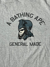 Cargar imagen en el visor de la galería, vintage BAPE a bathing ape t-shirt {XXL}
