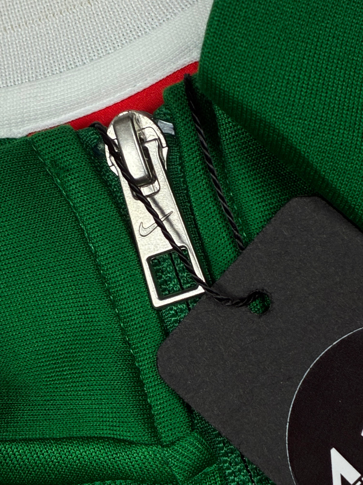 green Nike Saudi Arabia trackjacket {XL}
