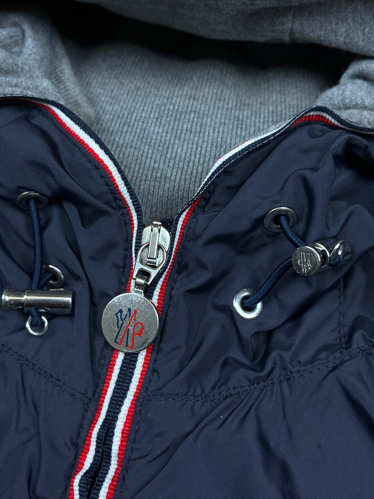 vintage Moncler windbreaker {S}
