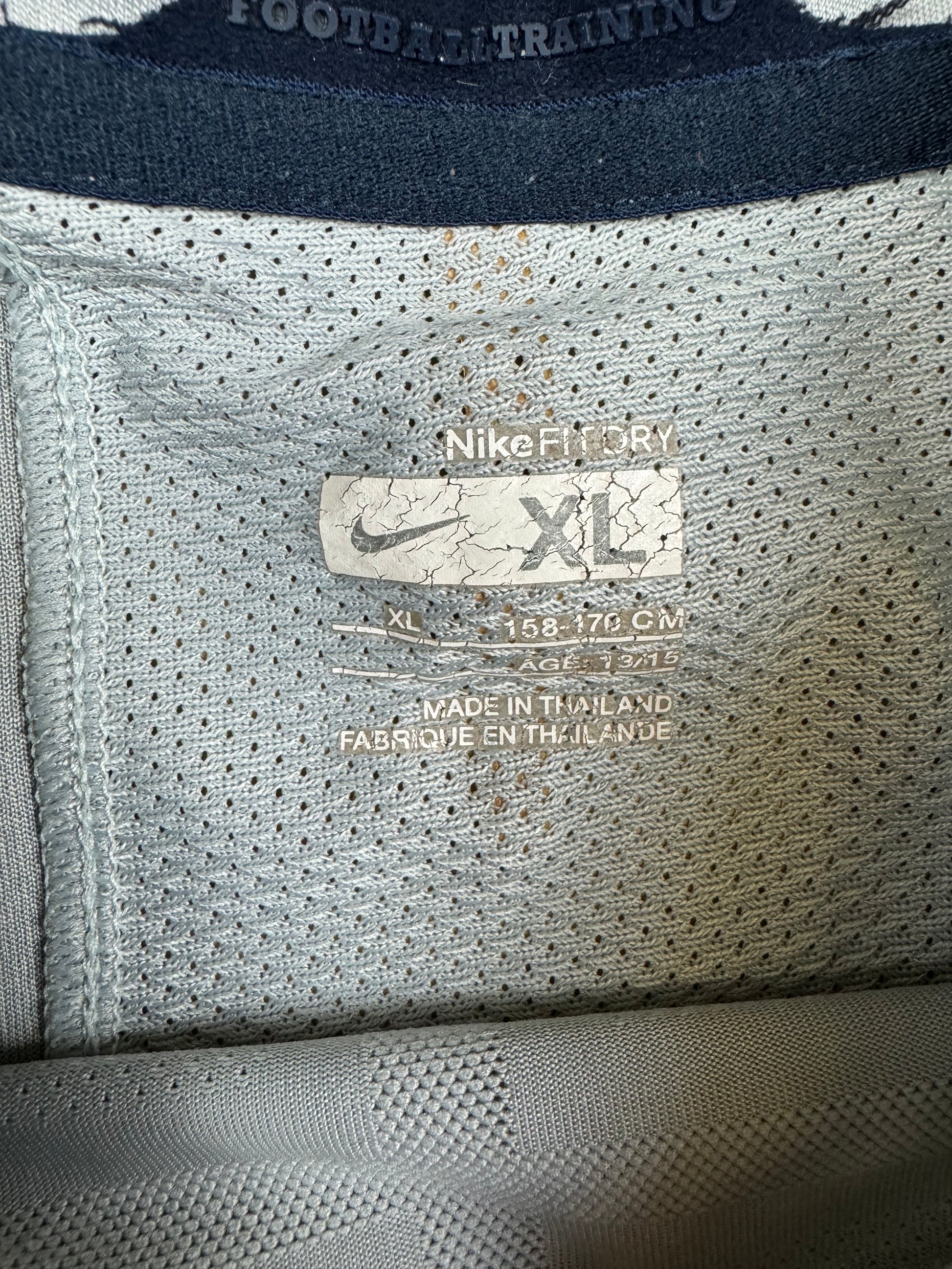 vintage Nike Fc Arsenal trainingjersey {S}