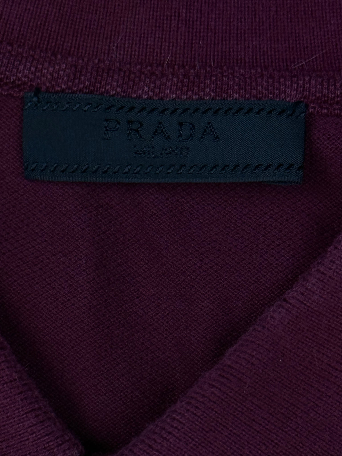 bordeaux Prada polo {XL}