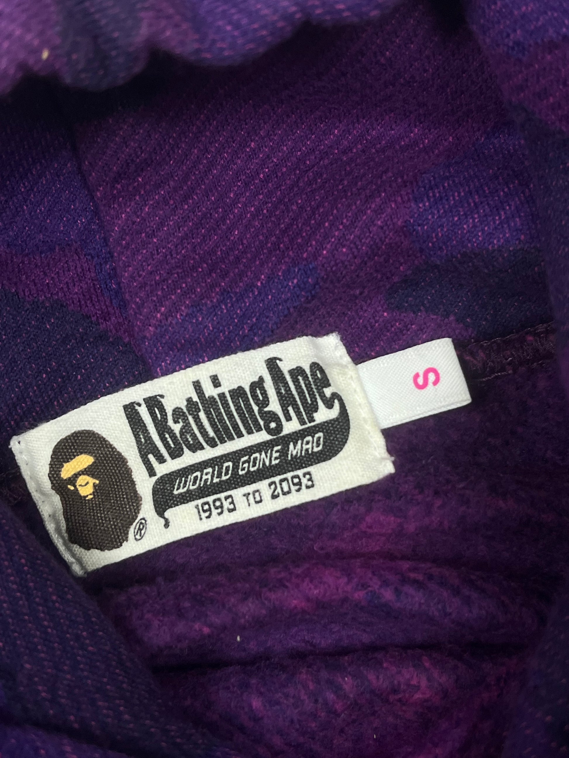 vintage BAPE a bathing ape hoodie {XS}