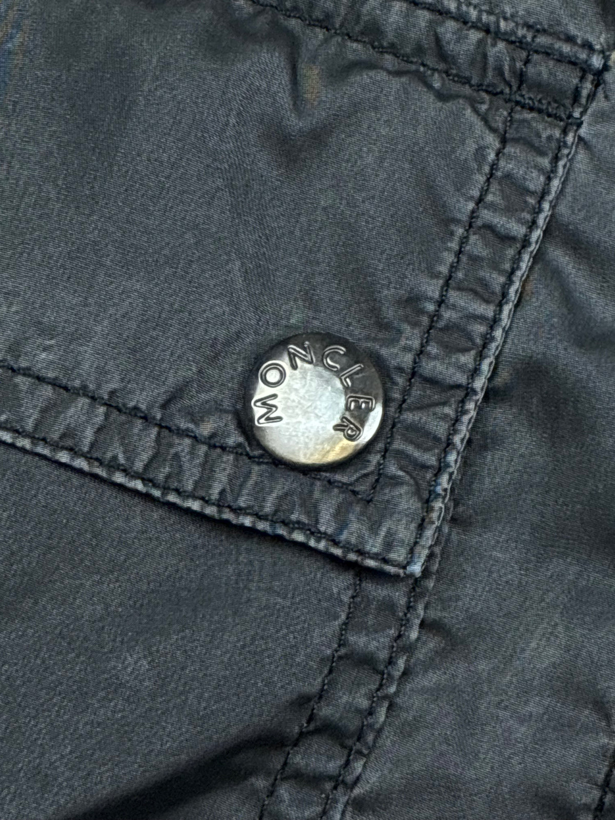 vintage Moncler windbreaker {S}