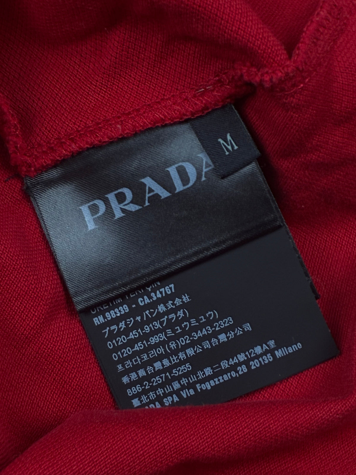 red Prada polo {M}