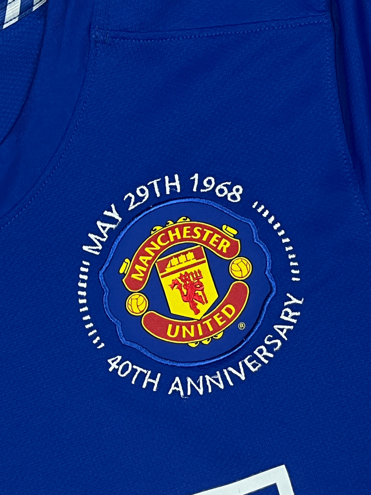 vintage Nike Manchester United away jersey {S}