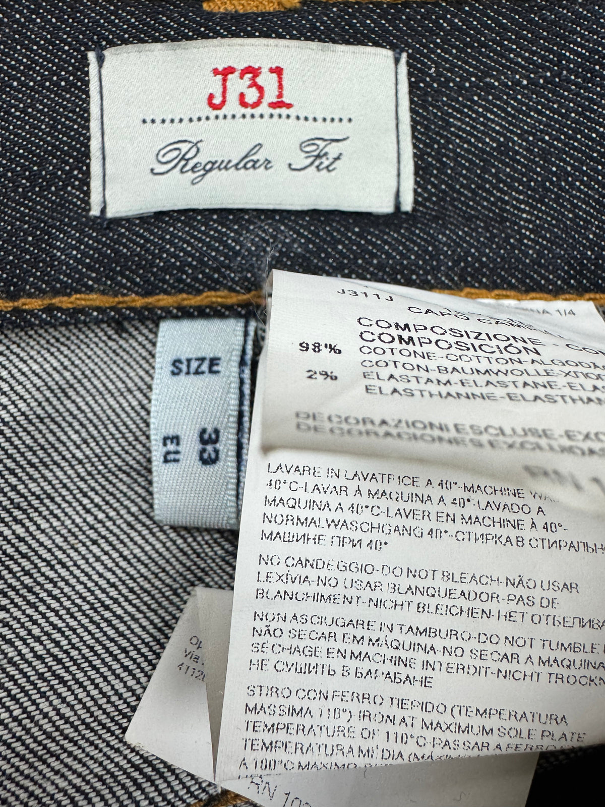 vintage Armani jeans {L}