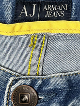 Load image into Gallery viewer, vintage Armani jeans {M}
